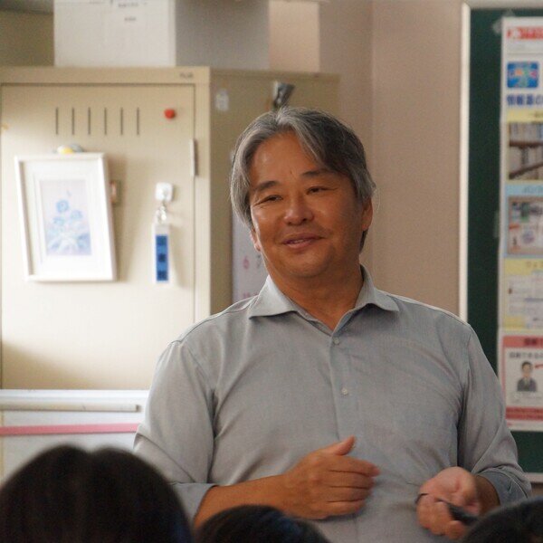 馬堀中学校　