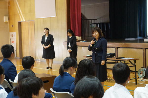 社会人のマナーを学ぶ in 長沢中学校